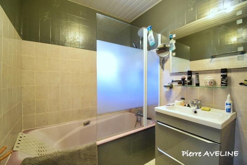 Maison - 161 m² - 8 pièces