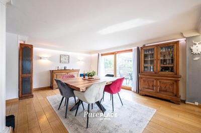 Villa - 310 m² - 7 pièces