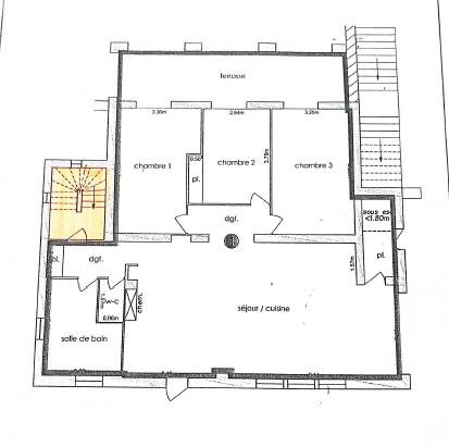 Appartement - 110 m² - 4 pièces