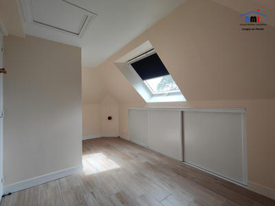 Maison - 165 m² - 9 pièces