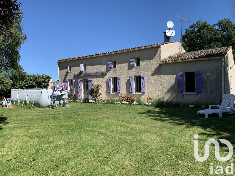 Maison - 220 m² - 7 pièces