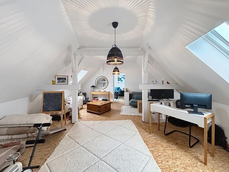 Maison de ville - 190 m² - 9 pièces