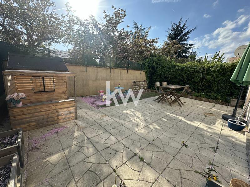 Maison - 86 m² - 5 pièces