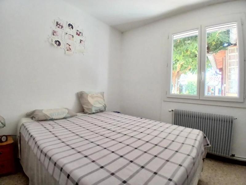 Maison - 189 m² - 9 pièces