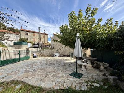 Maison de village - 72 m² - 3 pièces