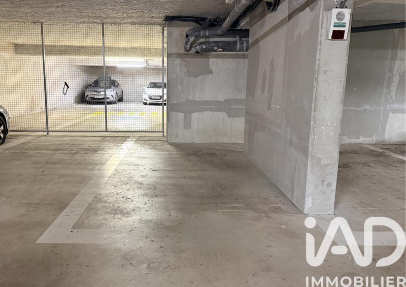Parking - 12 m²