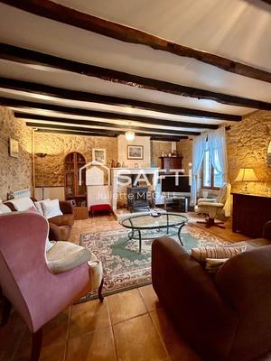 Maison - 83 m² - 4 pièces