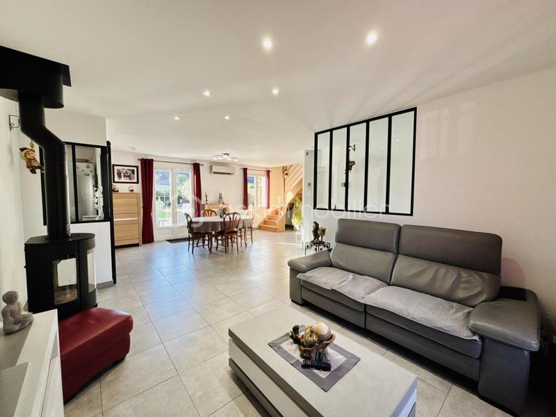 Propriété - 139 m² - 7 pièces