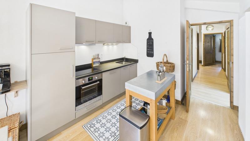 Appartement - 85 m² - 5 pièces