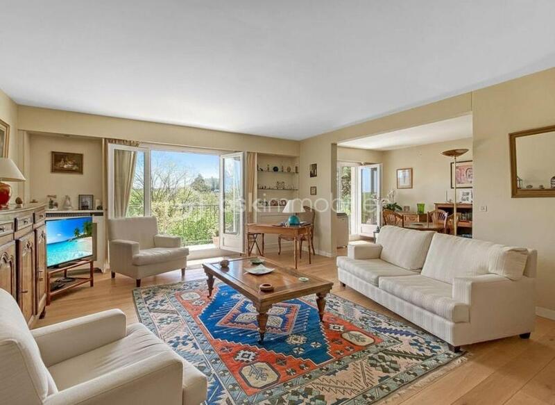 Appartement - 93 m² - 4 pièces