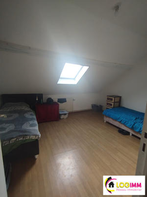 Maison de ville - 85 m² - 5 pièces