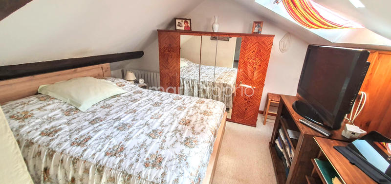 Maison - 180 m² - 7 pièces