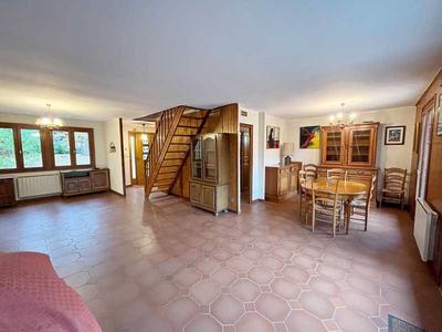 Maison - 125 m² - 6 pièces