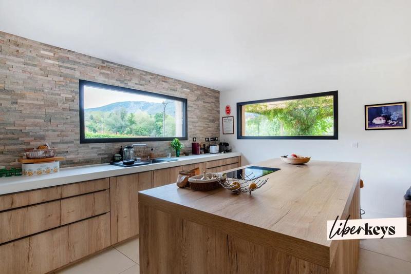 Maison - 154 m² - 4 pièces