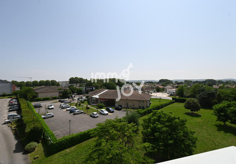 Appartement - 72 m² - 3 pièces