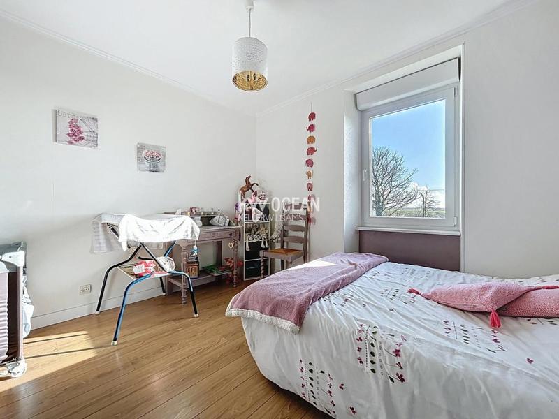 Maison - 183 m² - 7 pièces