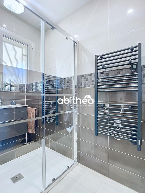 Villa - 120 m² - 4 pièces