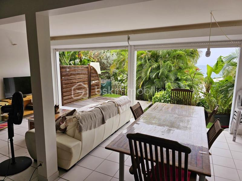 Demeure - 254 m² - 8 pièces