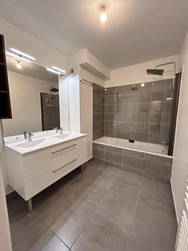 Appartement - 76 m² - 4 pièces