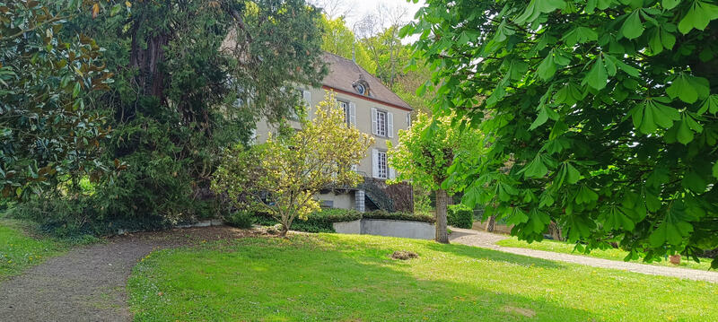 Maison - 160 m² - 5 pièces