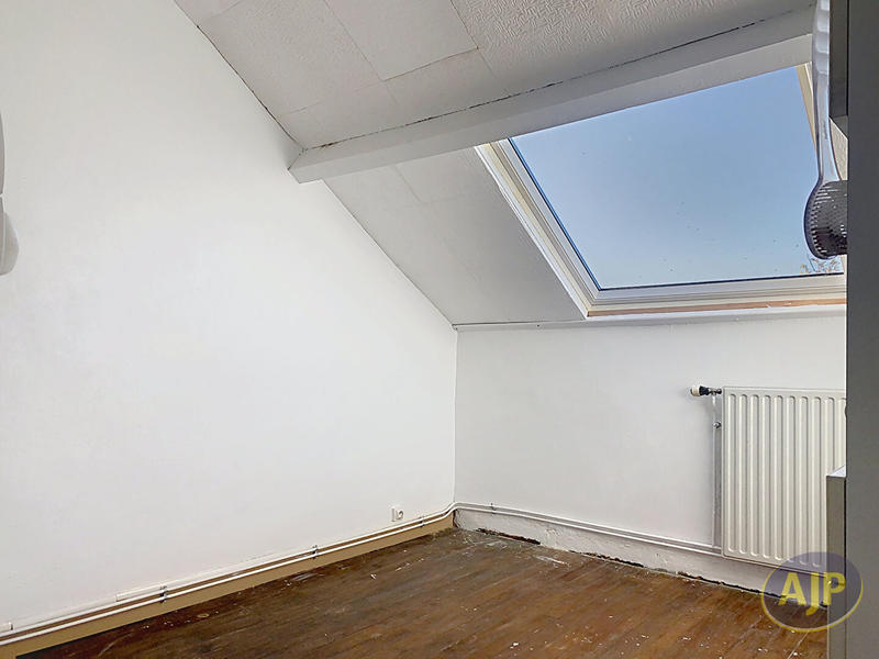 Maison - 97 m² - 4 pièces