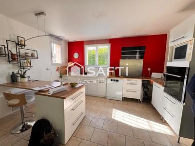 Maison - 95 m² - 4 pièces