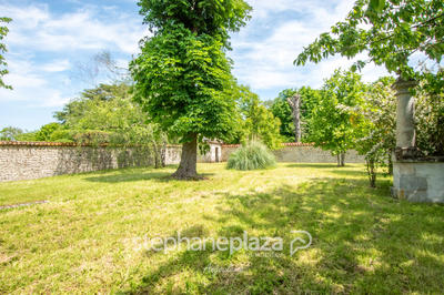 Demeure - 220 m² - 6 pièces