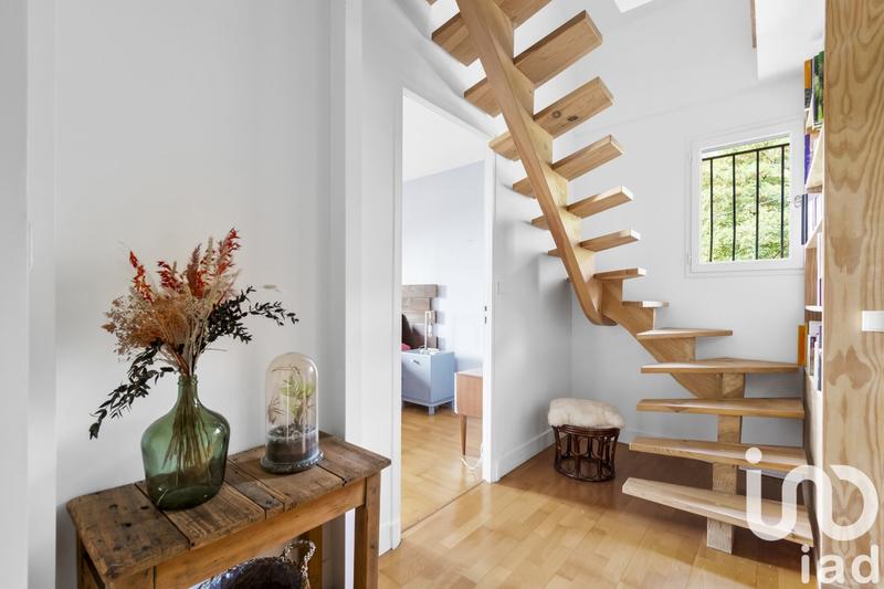 Maison - 230 m² - 7 pièces