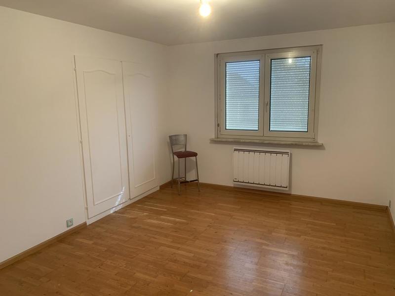 Maison - 195 m² - 7 pièces