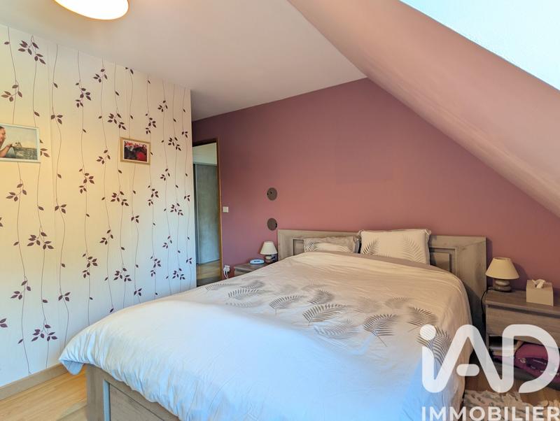 Maison - 90 m² - 5 pièces