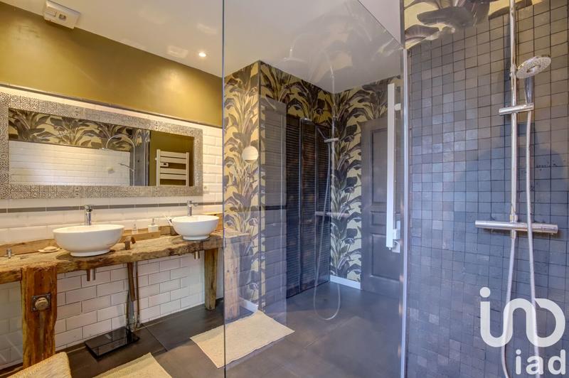 Maison - 159 m² - 6 pièces