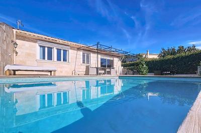 Maison - 158 m² - 6 pièces