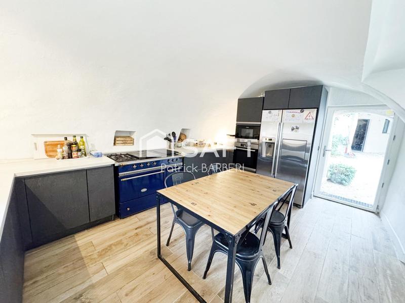 Ferme - 300 m² - 6 pièces