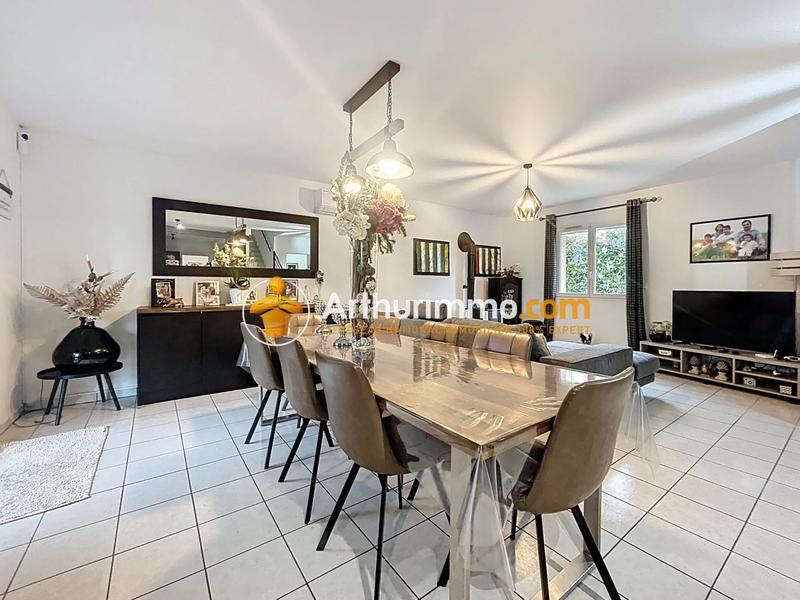 Maison - 130 m² - 6 pièces