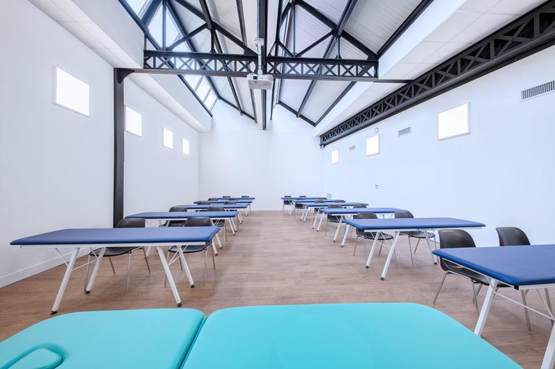 Local d'activités - 493 m²