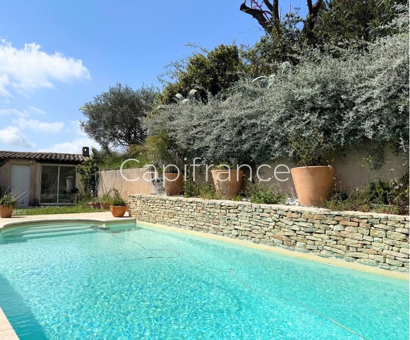 Maison - 165 m² - 6 pièces