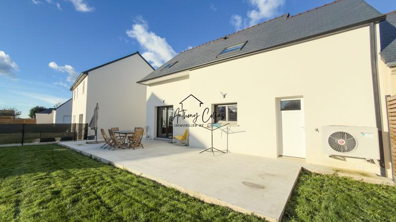 Maison - 92 m² - 5 pièces