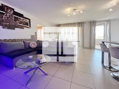 Appartement - 79 m² - 4 pièces