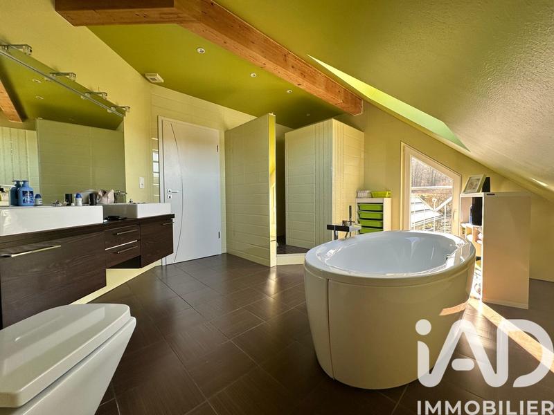 Maison - 150 m² - 7 pièces