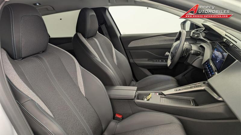 Peugeot 408 Hybrid 136 e-Dcs6 Allure