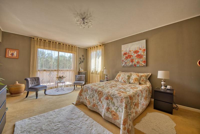 Demeure - 233 m² - 8 pièces