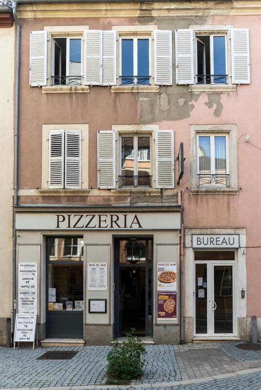 Local commercial - 71 m² - 3 pièces