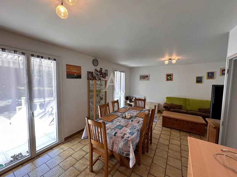 Maison - 102 m² - 5 pièces