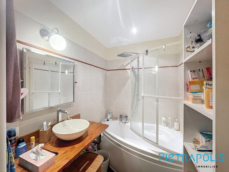 Appartement - 89 m² - 4 pièces