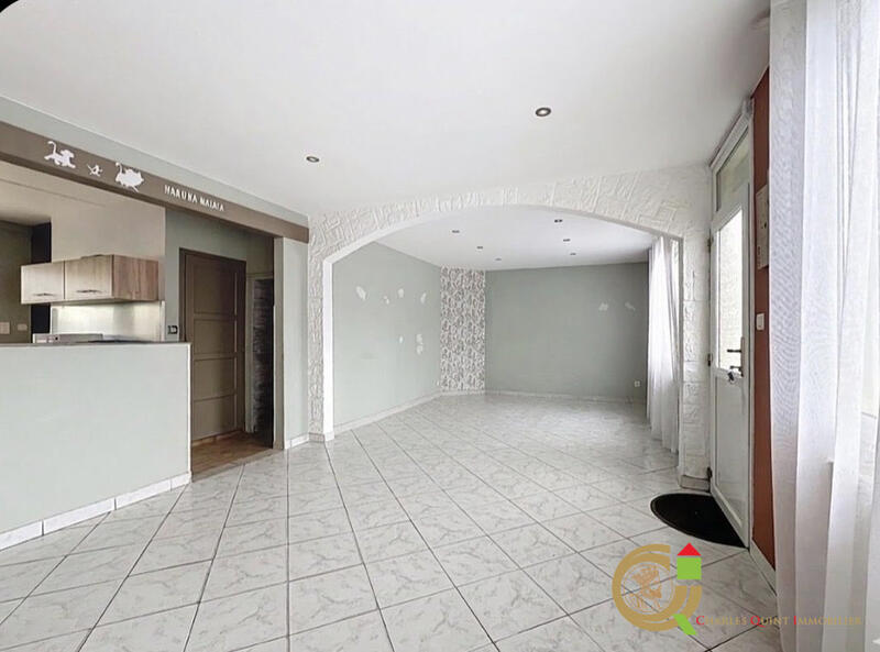 Maison - 105 m² - 4 pièces