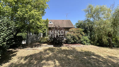 Maison traditionnelle - 95 m² - 4 pièces