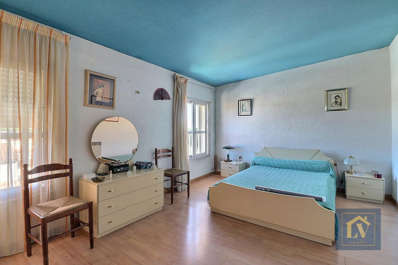 Maison - 179 m² - 5 pièces