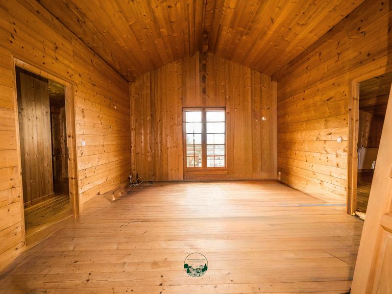 Maison - 220 m² - 6 pièces