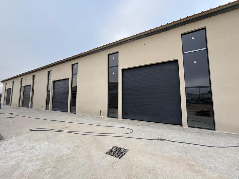 Local commercial - 235 m²