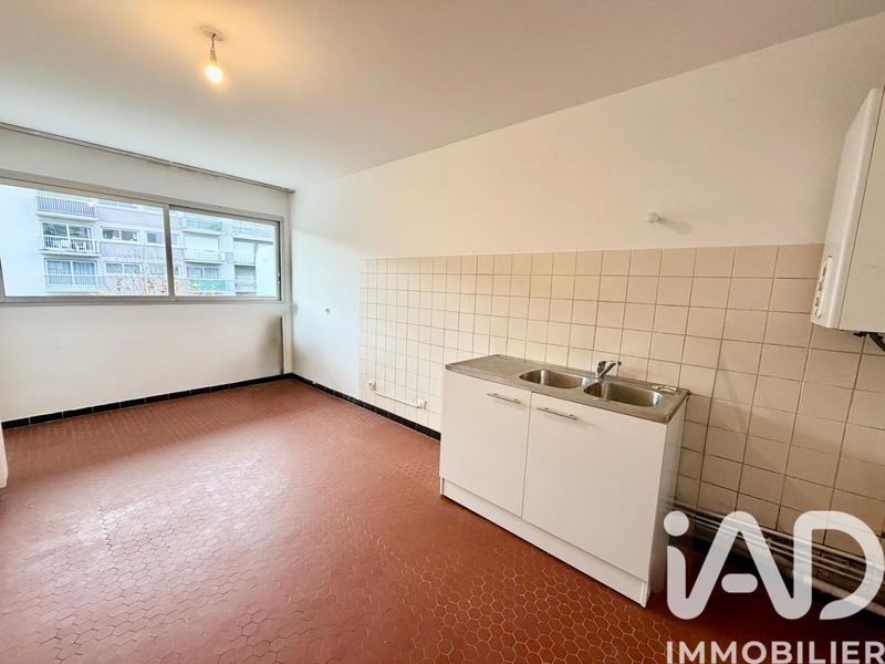 Appartement - 80 m² - 3 pièces